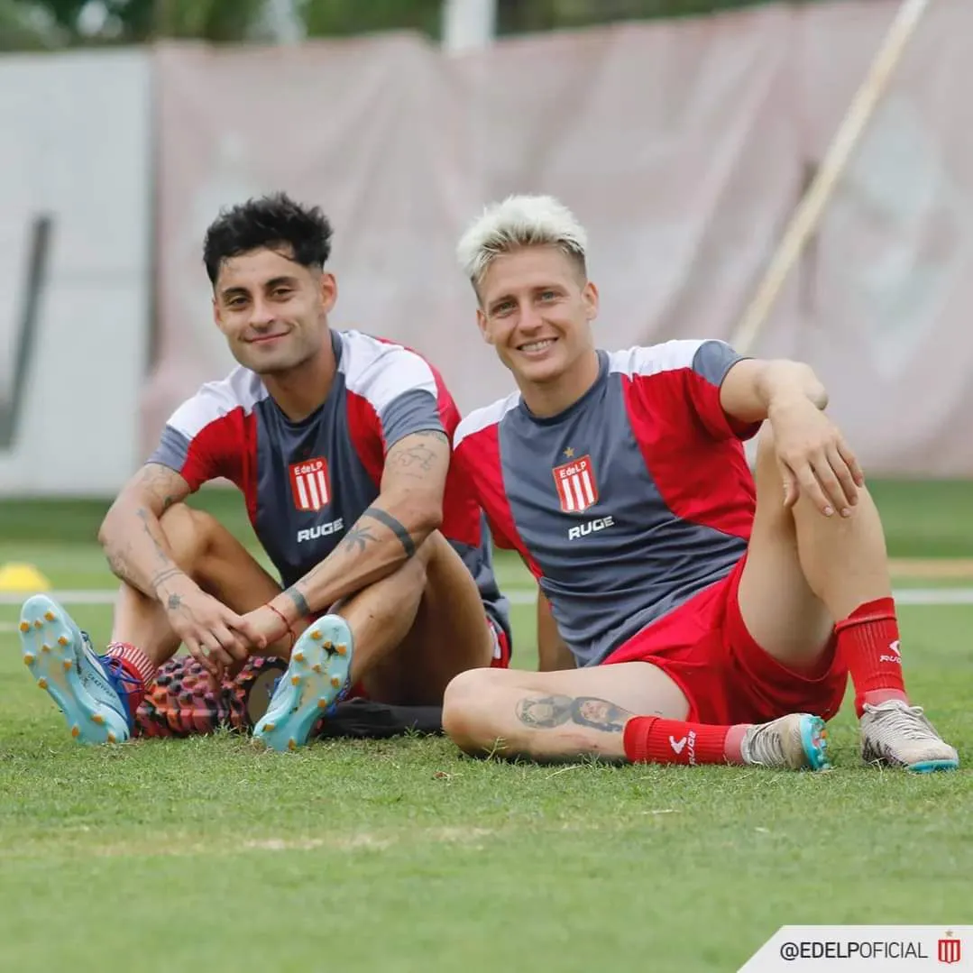 Javier Altamirano y Santiago Ascacibar en Estudiantes. Foto: EDELPOFICIAL.