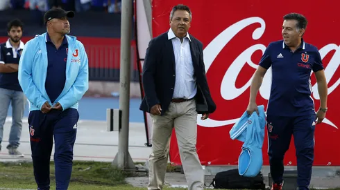 Luis Musrri marca distancia de Víctor Hugo Castañeda.