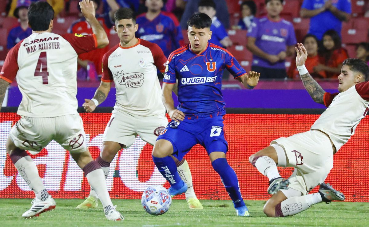 Ignacio Vásquez sorprende con Lucas Assadi como su gran rival en U de Chile: “Espero juguemos…”