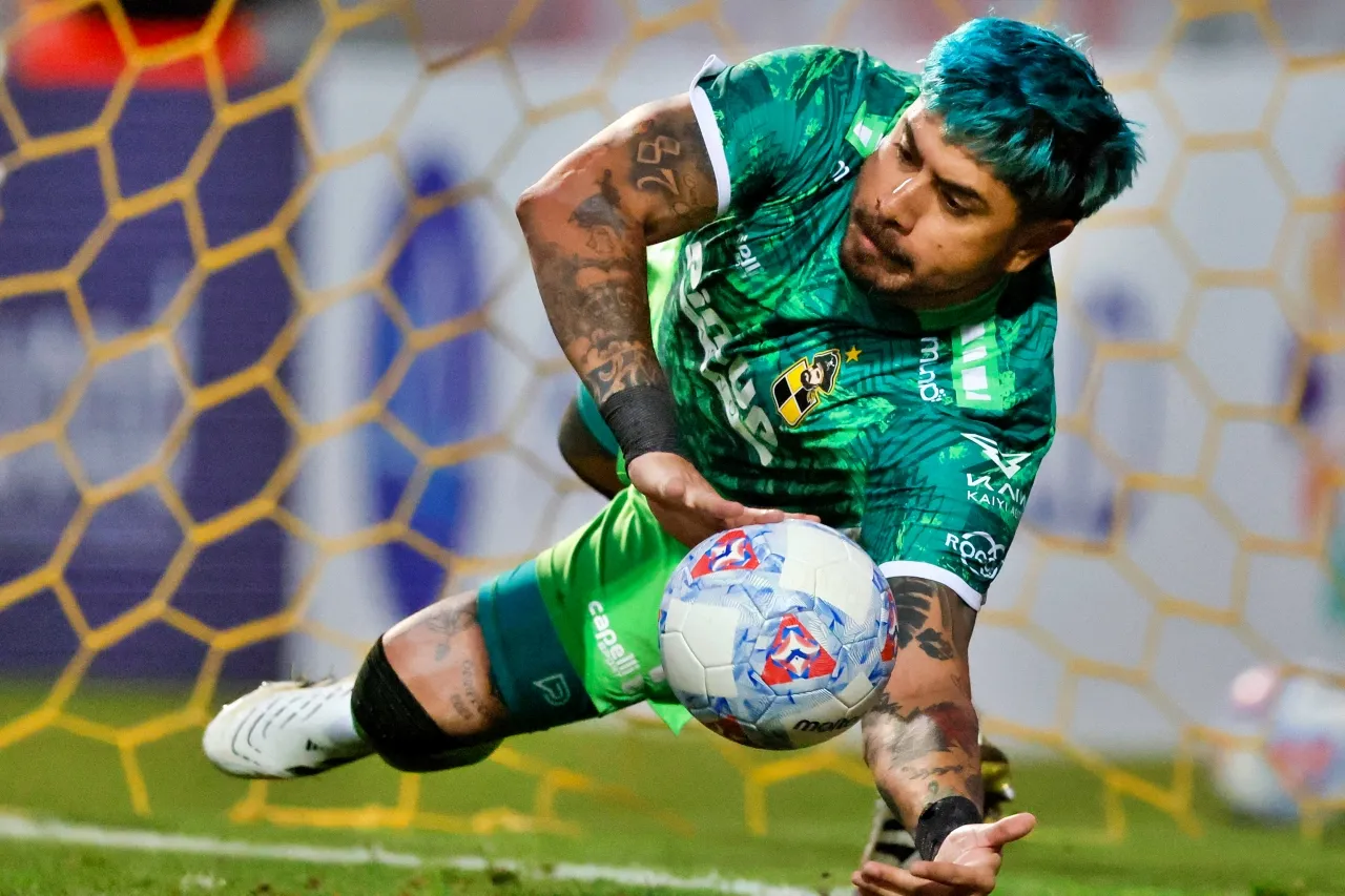 Diego Sánchez y su momento de gloria en la Supercopa (Photosport)