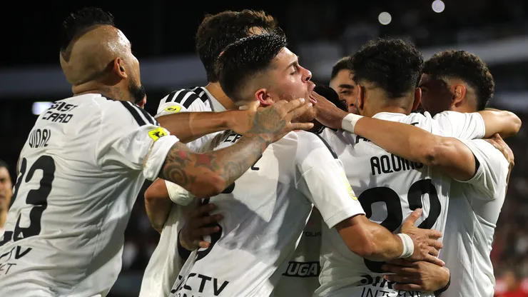 Colo Colo marcha como líder de la tabla al cabo de ocho partidos.