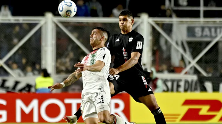 Palestino enfrentó a Riestra en Argentina en el inicio de la Copa Sudamericana.