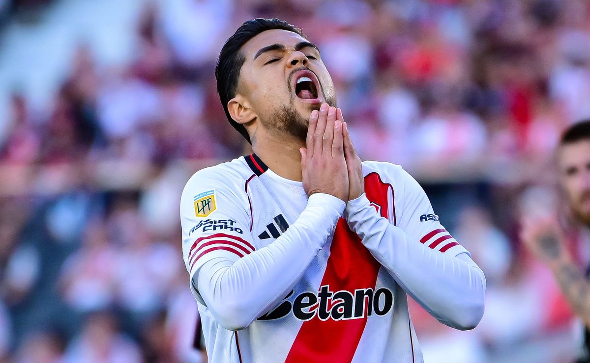 El pésimo momento de Paulo Díaz: el humillante ninguneo de Chacho Coudet en River Plate