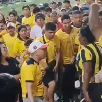 Ojo, Católica: show de rival en Libertadores al pillar al marido con la patas negras