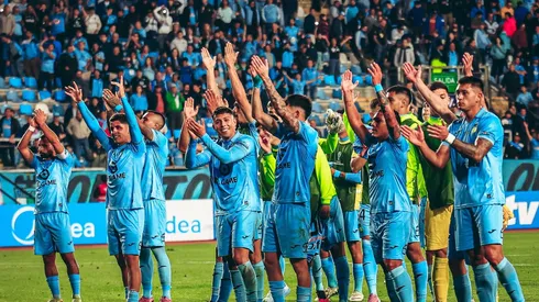 El Capo se rodea de su gente en este gran momento deportivo.