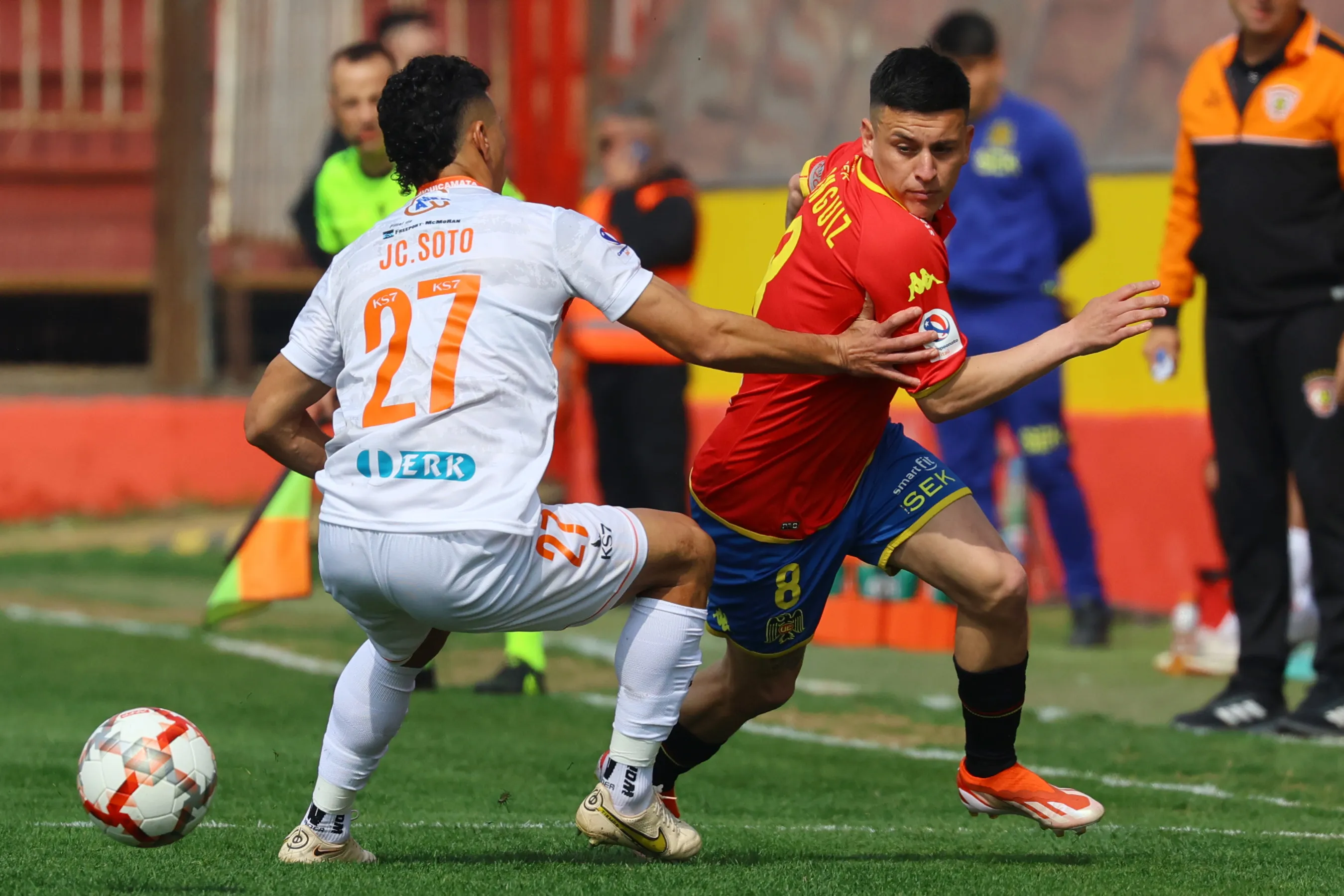 Cobreloa y Unión Española se ven las caras por la fecha 7 de la Primera B. (Foto: Marcelo Hernandez/Photosport)
