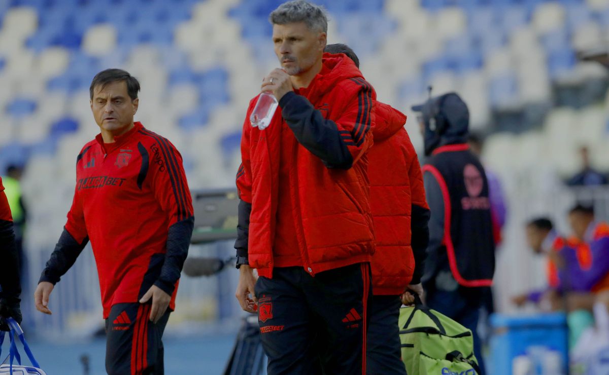 Relajo total: la poco habitual decisión de Fernando Ortiz en el líder Colo Colo