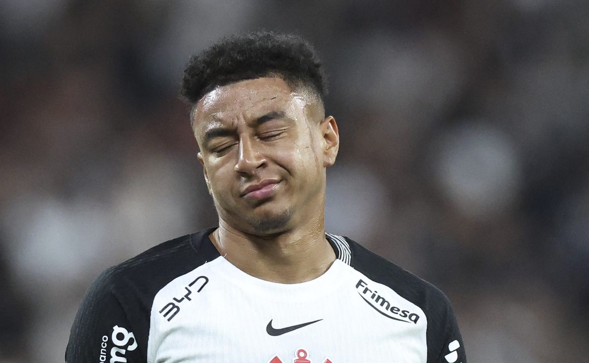 Jesse Lingard pasa de jugar Champions League con Manchester United a debutar en Copa Libertadores