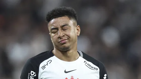 Lingard con la camiseta de Corinthians
