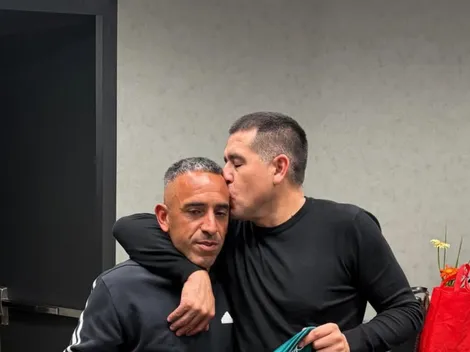 Ni de Católica ni de Colo Colo: la camiseta con su nombre que se llevó Riquelme