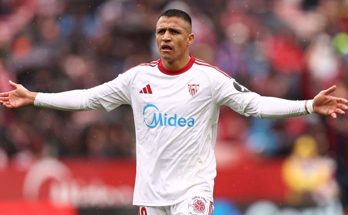 DT del Sevilla y la frase que complica a Alexis Sánchez: “No van a jugar todos”