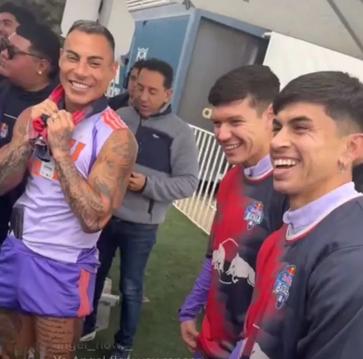 Los jugadores de U de Chile disfrutaron con Red Bull Batallas.