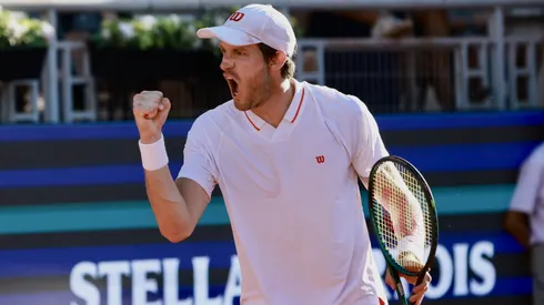 Nicolás Jarry clasificó a semifinales en Madrid.
