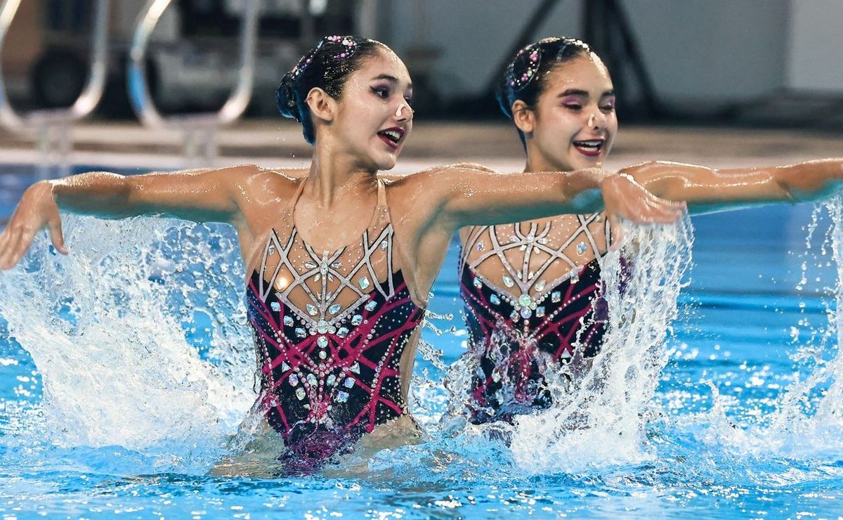 Mellizas campeonas de Chile saltan al Panamericano acuático: “Siempre vamos juntas, dentro y fuera del agua”