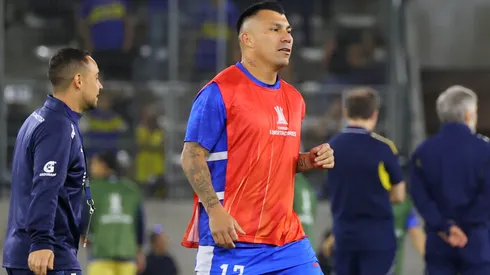 Gary Medel comanda lista de bajas en Universidad Católica.