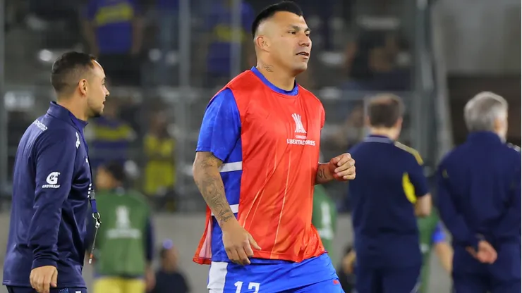 Gary Medel comanda lista de bajas en Universidad Católica.