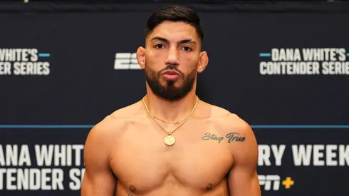 Víctor 'Sikosis' Valenzuela finalmente debutará en UFC el próximo 25 de abril.