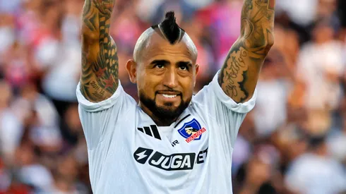 El King se fue con regalo tras el último amistoso de Colo Colo.