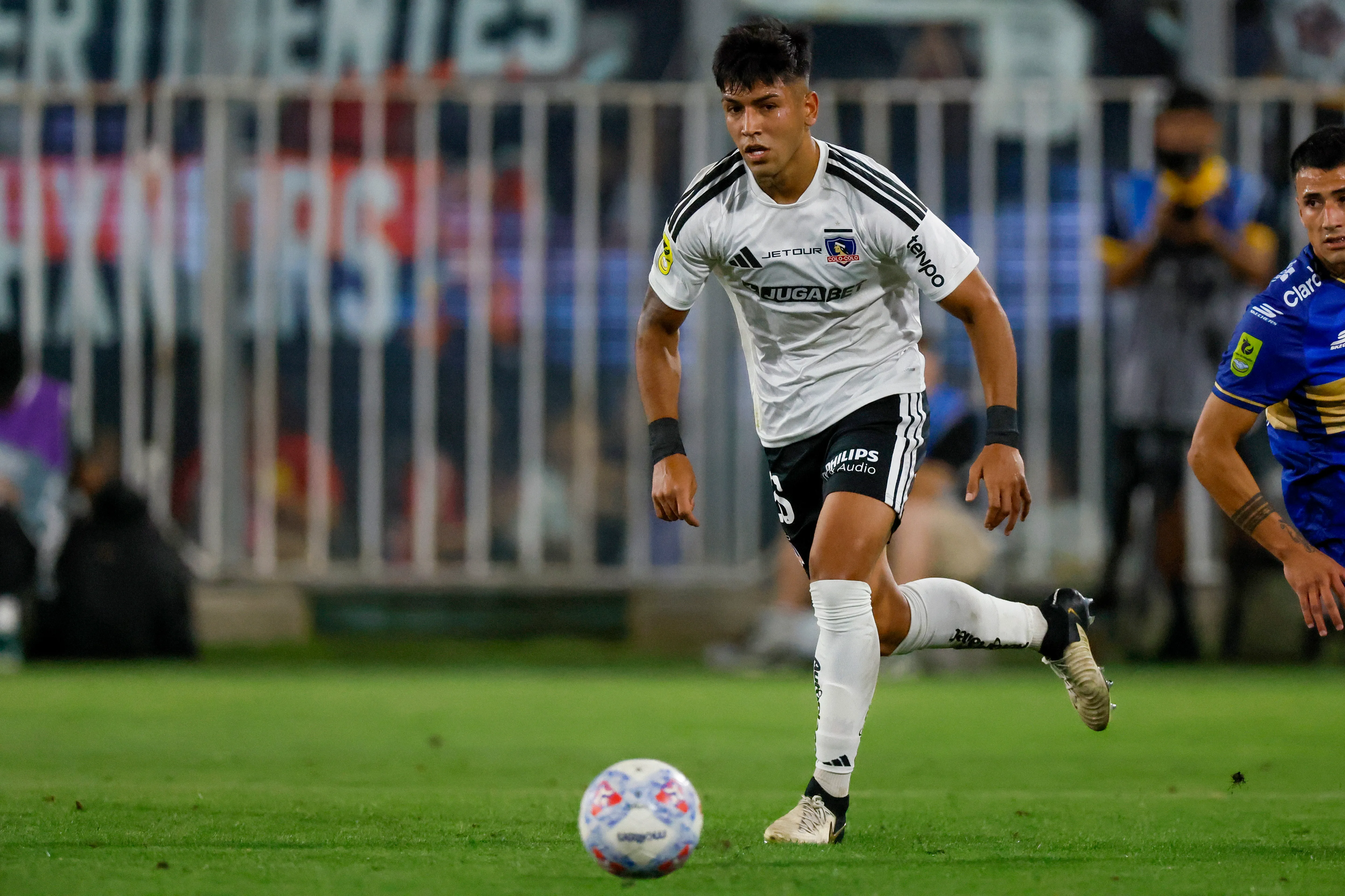 Diego Ulloa termina su contrato con Colo Colo a fin de año/ Andres Pina/Photosport
