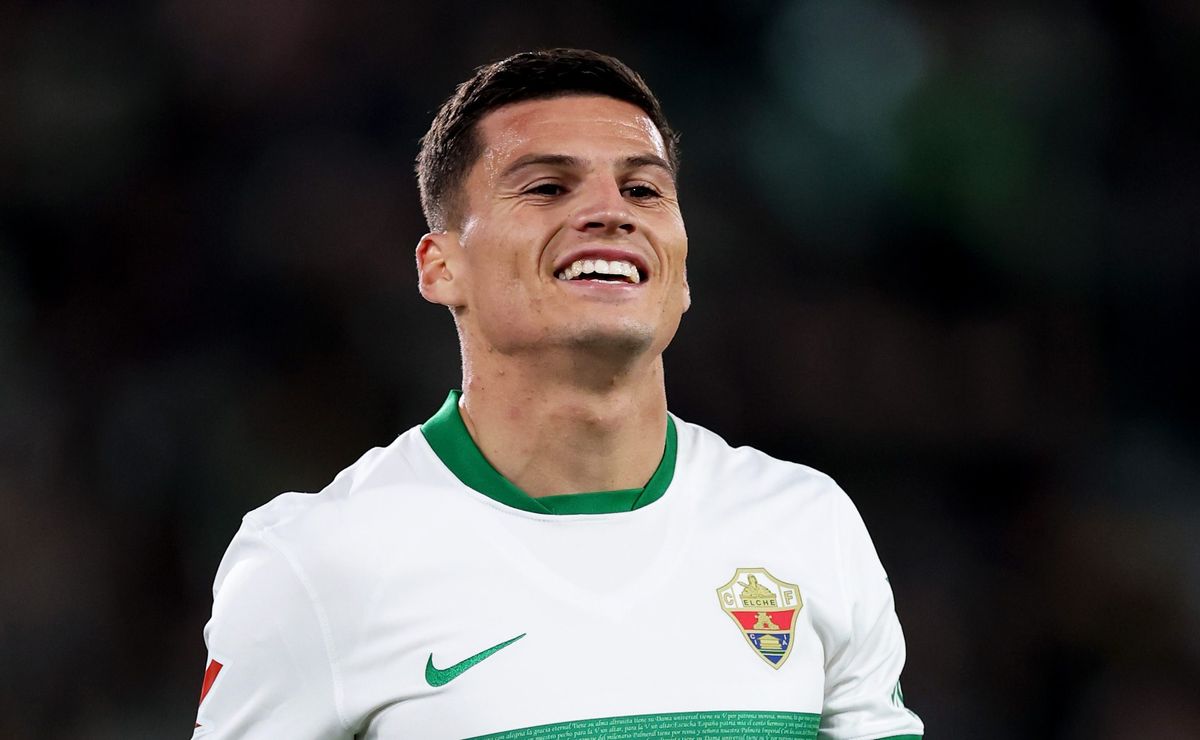 ¡Cepeda anotó para el Elche! El ex Colo Colo ilusiona en España en plena lucha por no descender