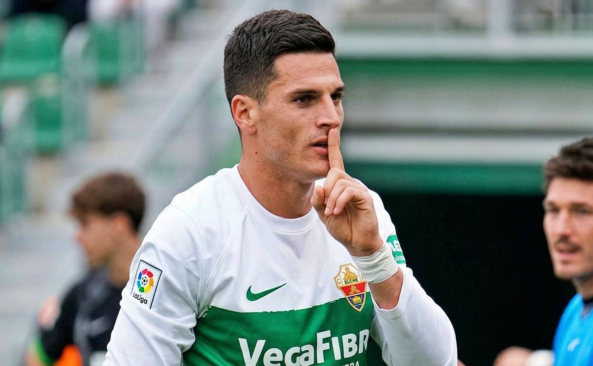 La desafiante celebración de Lucas Cepeda tras anotar su primer gol en el Elche