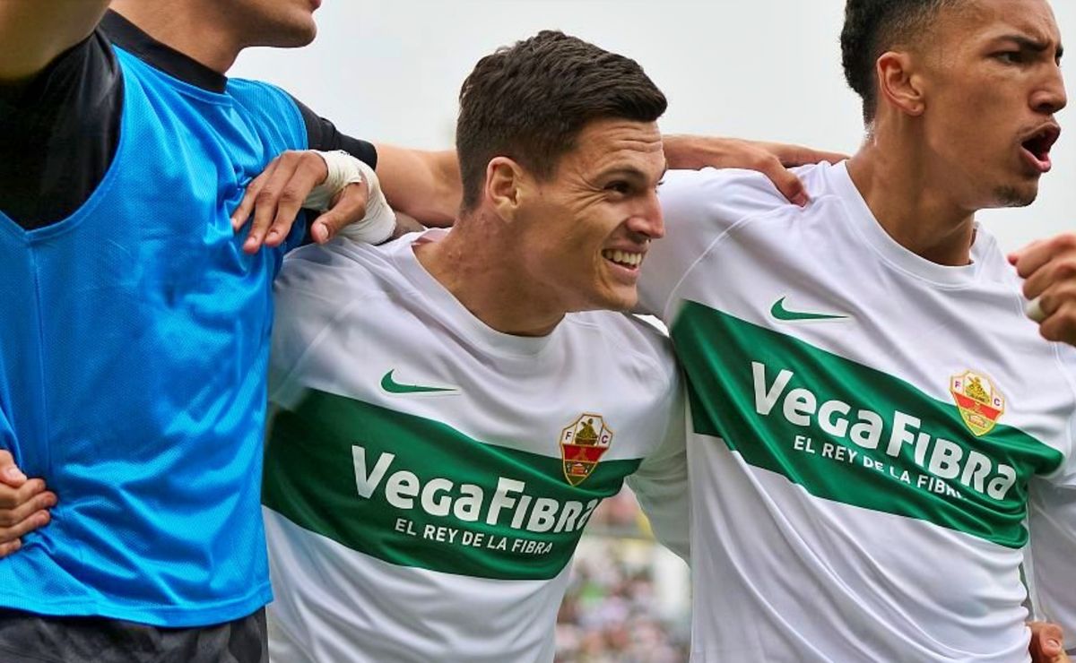 Medios españoles se rinden ante Lucas Cepeda tras heroico primer gol con el Elche: “Definió a las mil maravillas”