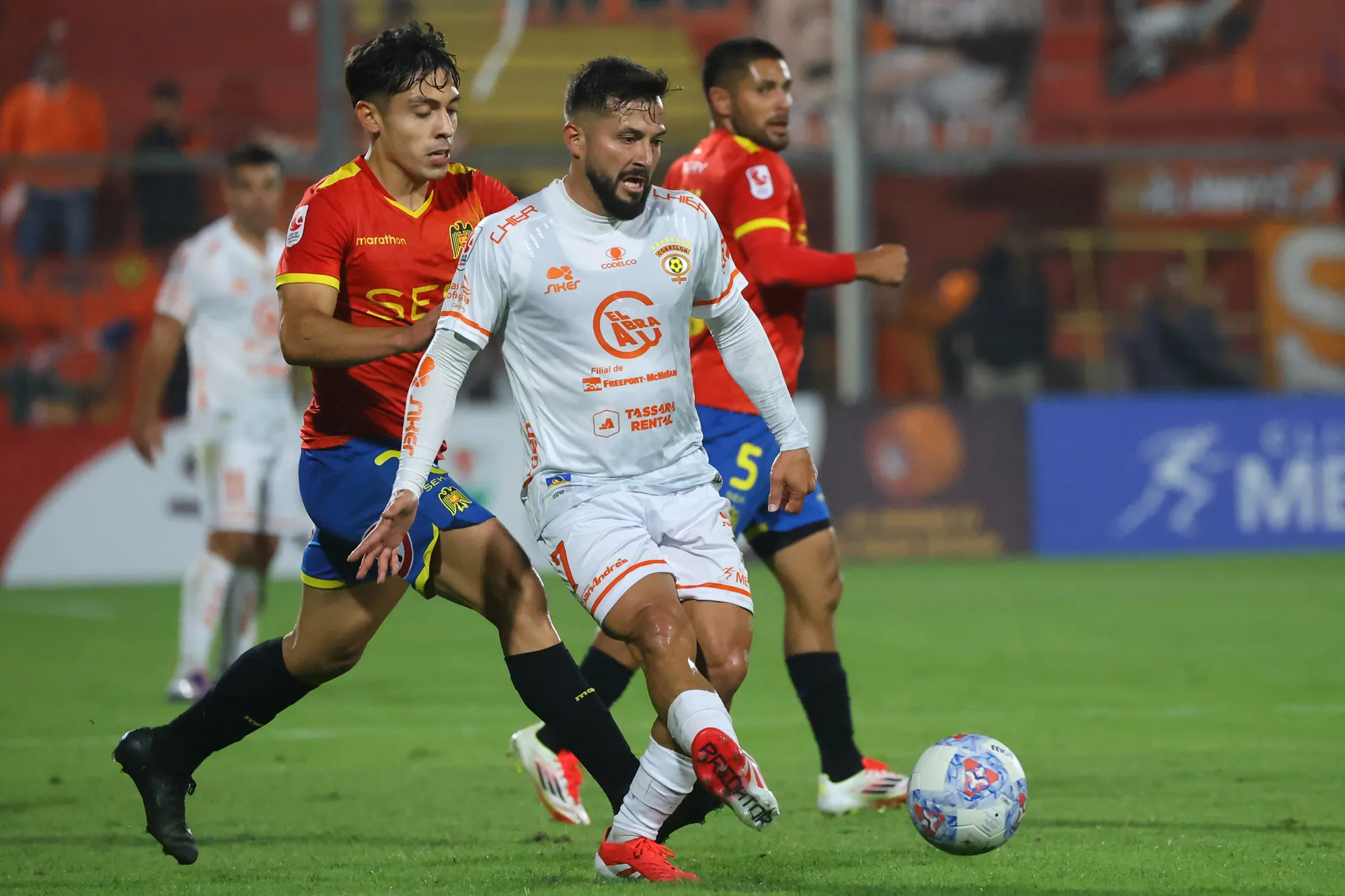 UE y Cobreloa empataron 1-1 en la Primera B.