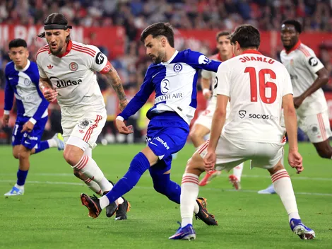 Con Sánchez y Suazo: Sevilla consigue triunfazo vs Atlético de Madrid