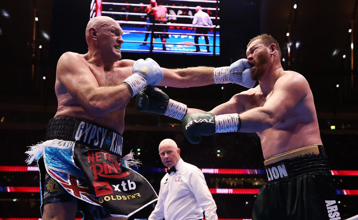 ¡Volvió con todo el Rey Gitano! Tyson Fury vence a Makhmudov y reta a Anthony Joshua