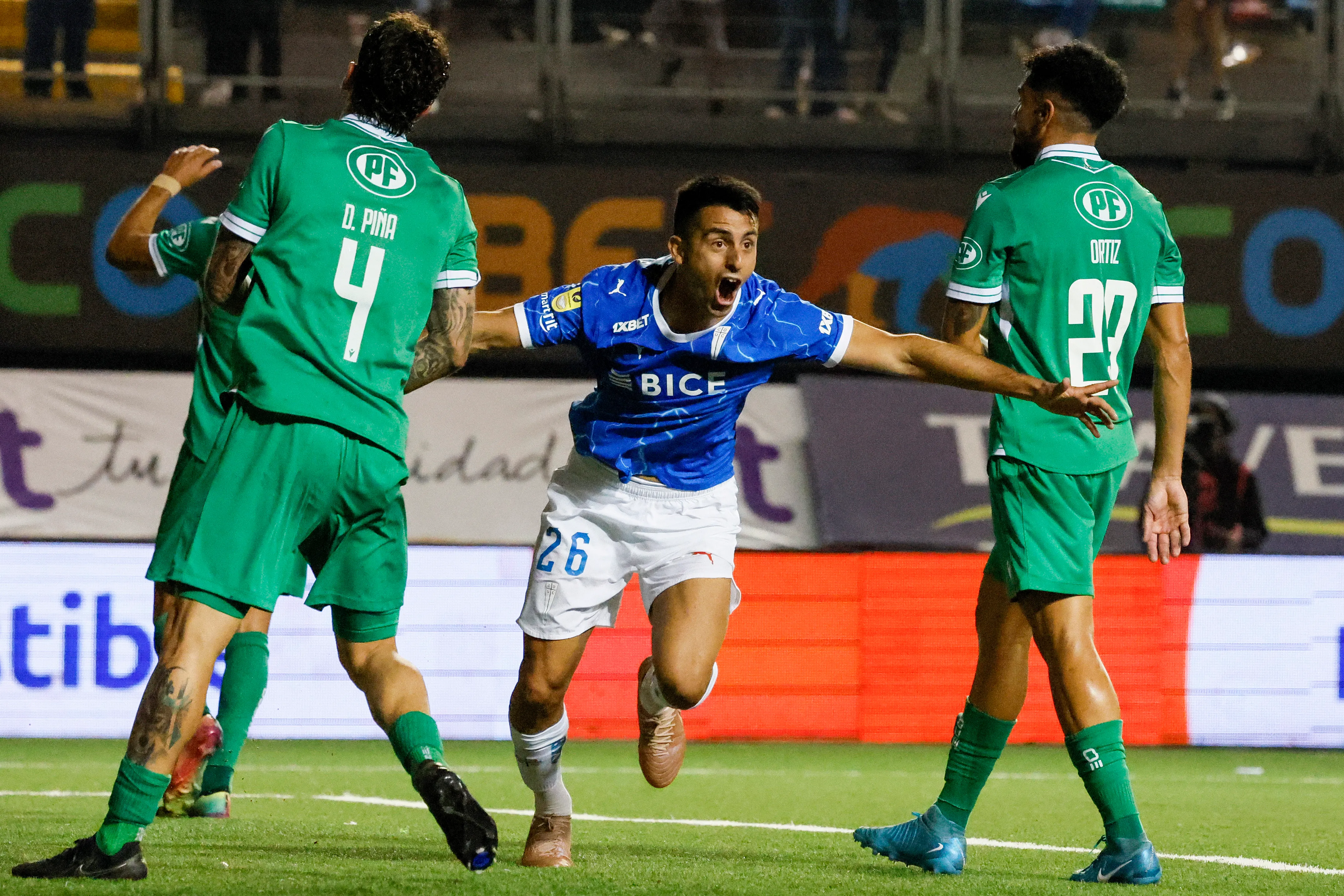 La UC derrotó 4-3 al Audax Italiano, conjunto que sufrió dos expulsiones ante ‘La Franja’. (Foto: Andres Pina/Photosport)