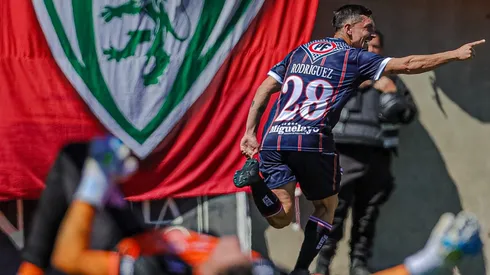 El gol de Camilo Rodríguez para poner en el partido al Reco.