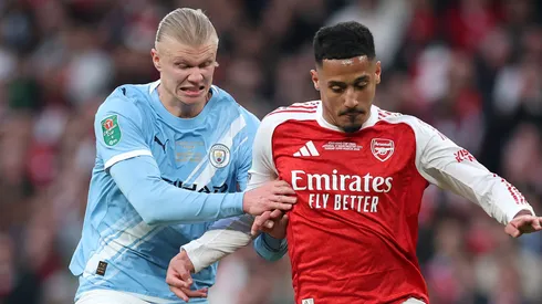 Manchester City presiona y con todo al Arsenal en la Premier League.