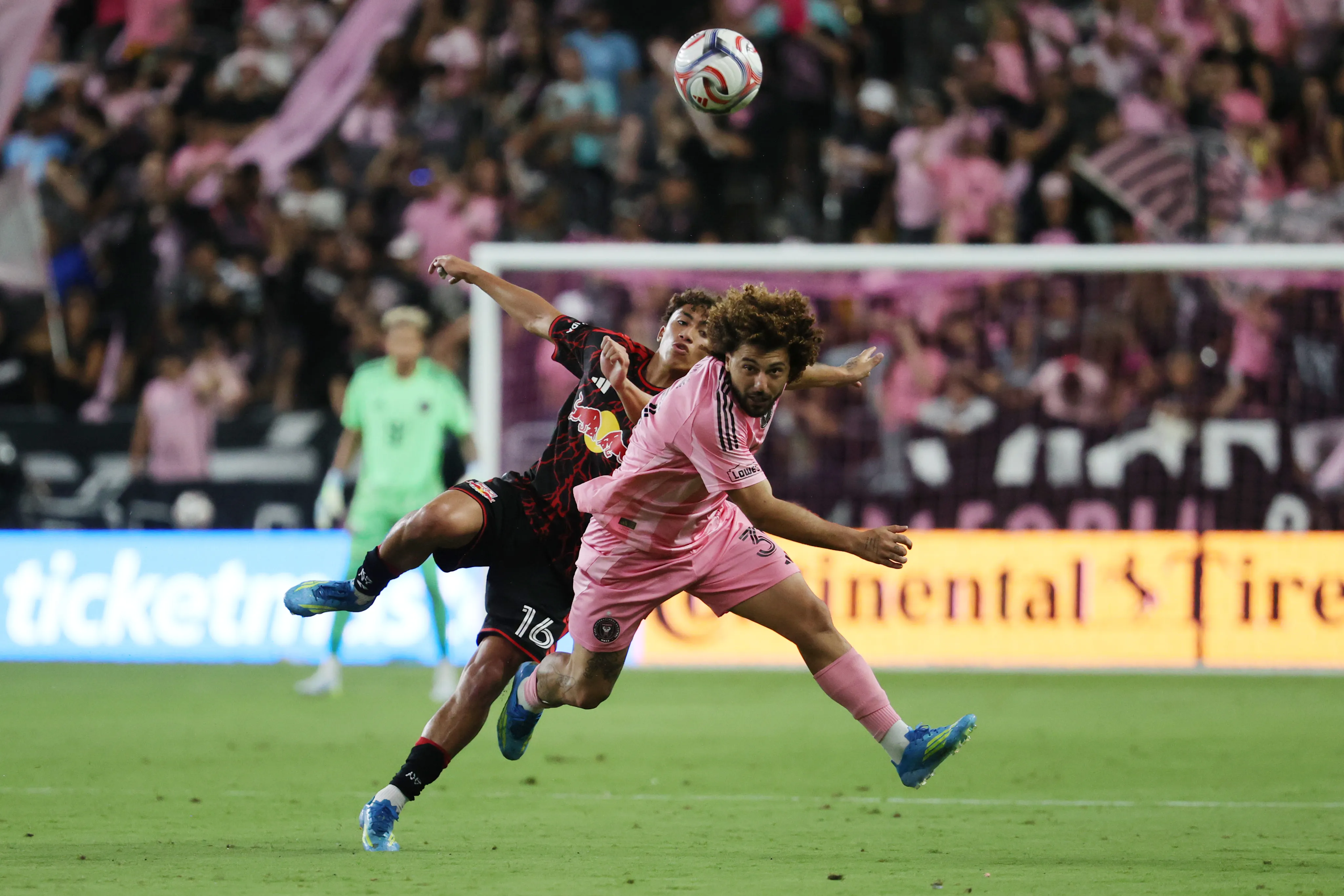 Maxi Falcón en el duelo ante el New York RedBull | Getty Images