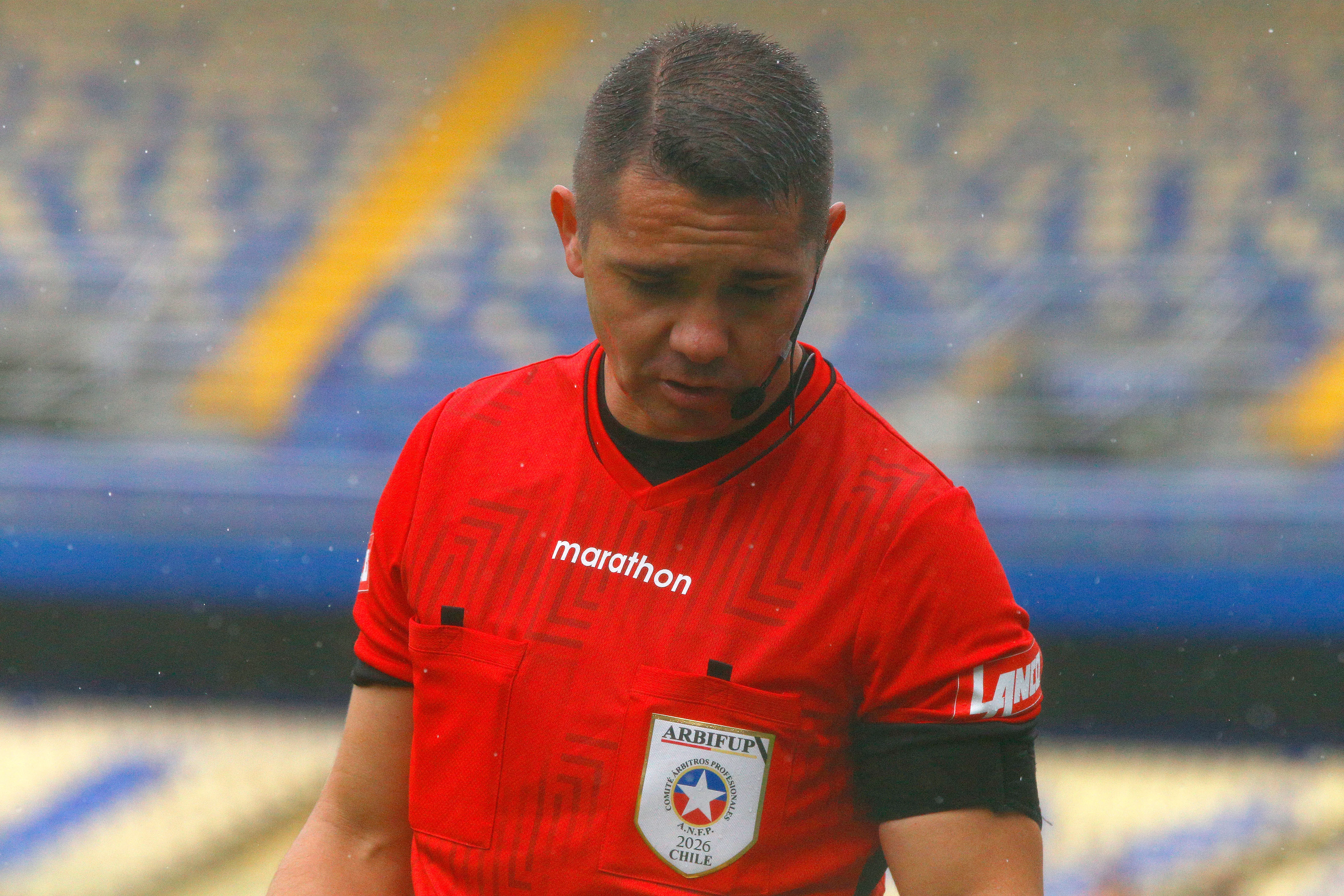 Cristian Galaz, el juez de la polémica /Photosport