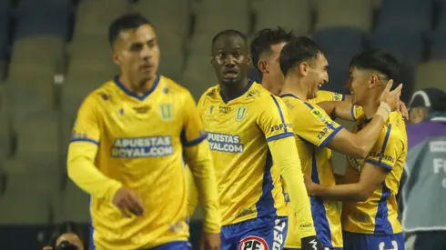 Jeison Fuentealba anotó un golazo a los Mineros.