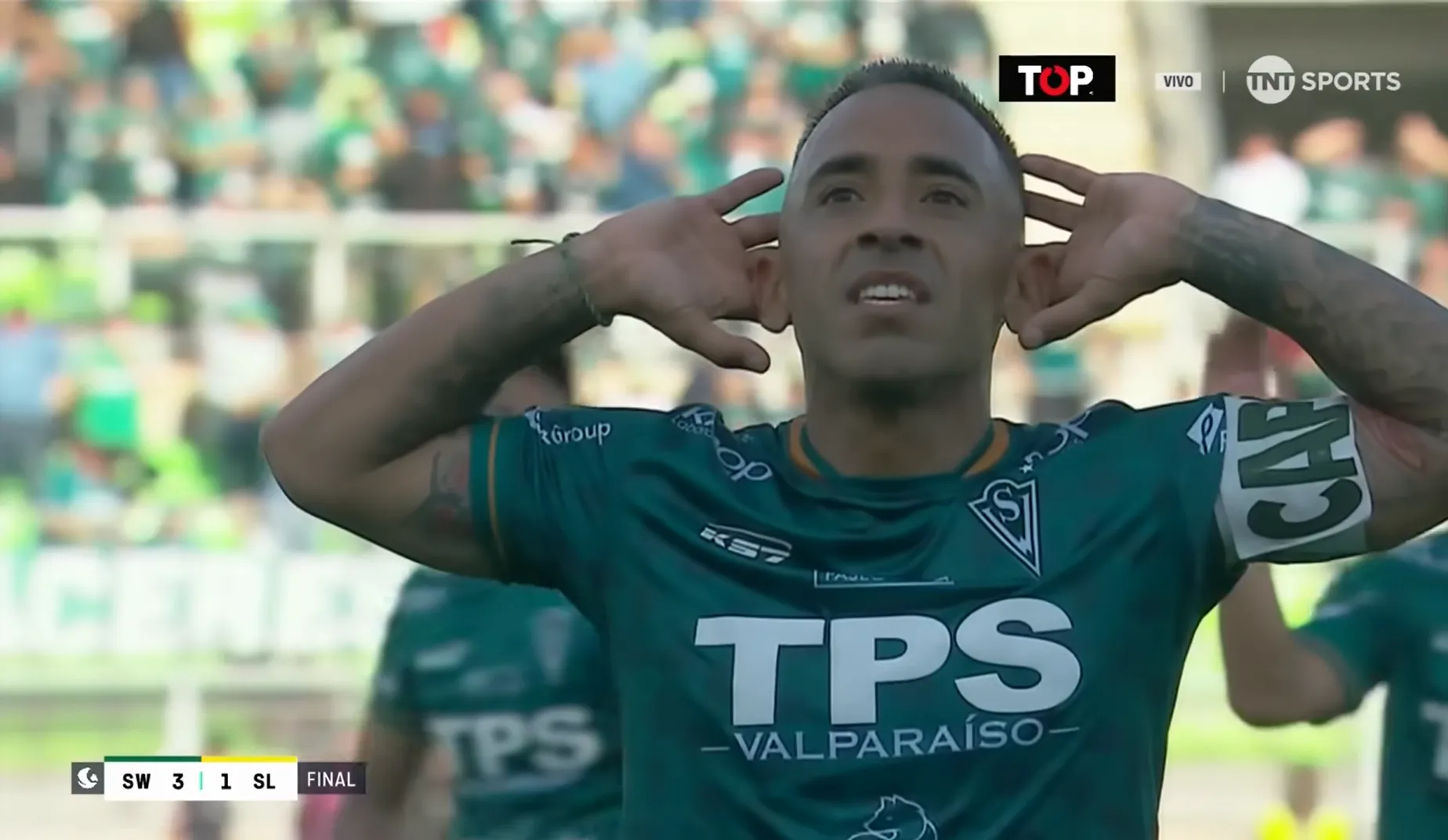 El Topo Gigio de Jorge Luna tras su gol en Wanderers. (Captura TNT Sports).