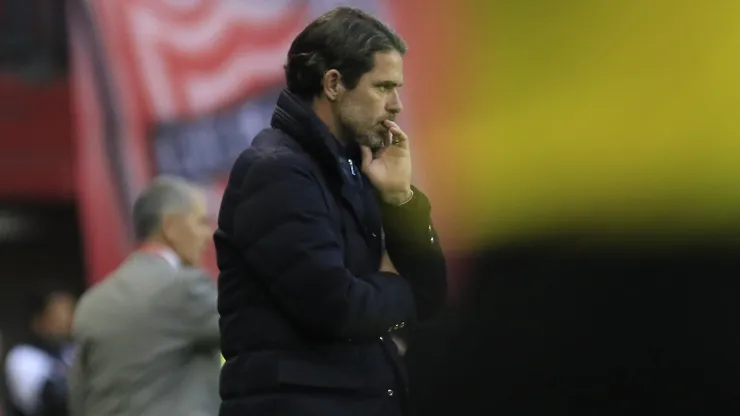 Fernando Gago recibe críticas en la U.