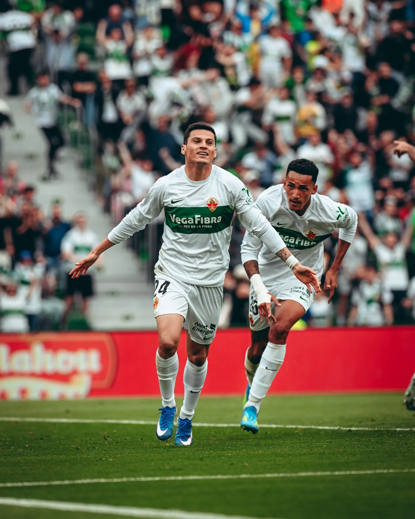 Lucas Cepeda marcó un gol que puede salvar al Elche del descenso. Foto: Elche.
