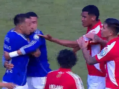 Tucu Contreras enloquece en Colombia: ¡lo frena un chileno ex U!