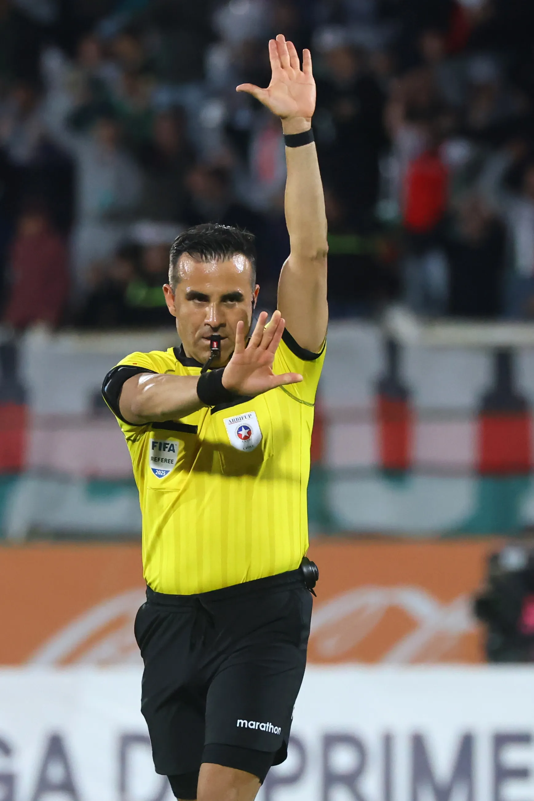 Piero Maza no llamó al árbitro para revisar la fea falta sobre Altamirano | Photosport