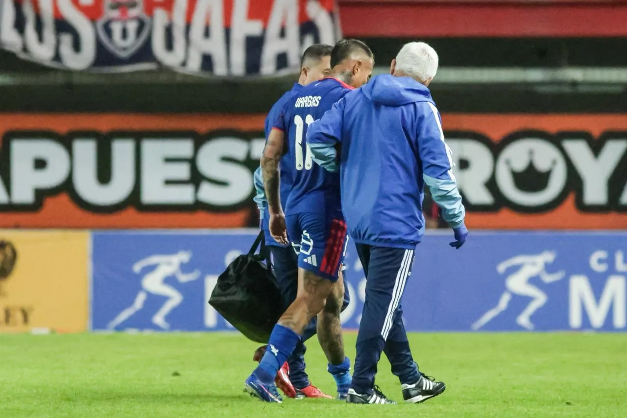 Eduardo Vargas salió con mucho dolor tras Ñublense. Foto: Guillermo Rivas / Emisora Bullanguera.