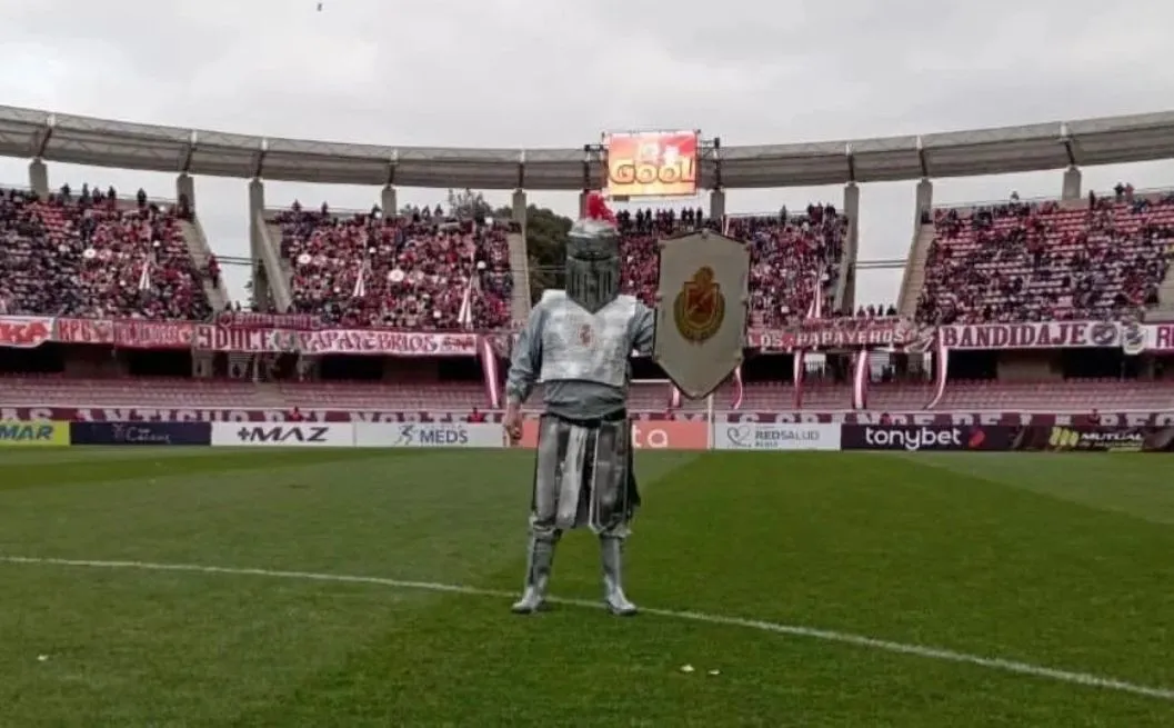 El “Caballero de La Portada” en La Serena. Foto Only Granates.