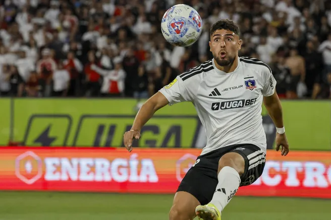 ¿Vuelve Correa y sale Romero en Colo Colo? Marcelo Vega exige que no…