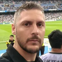 Grave acusación de DT de la Segunda: "Me obligan a poner un jugador..."