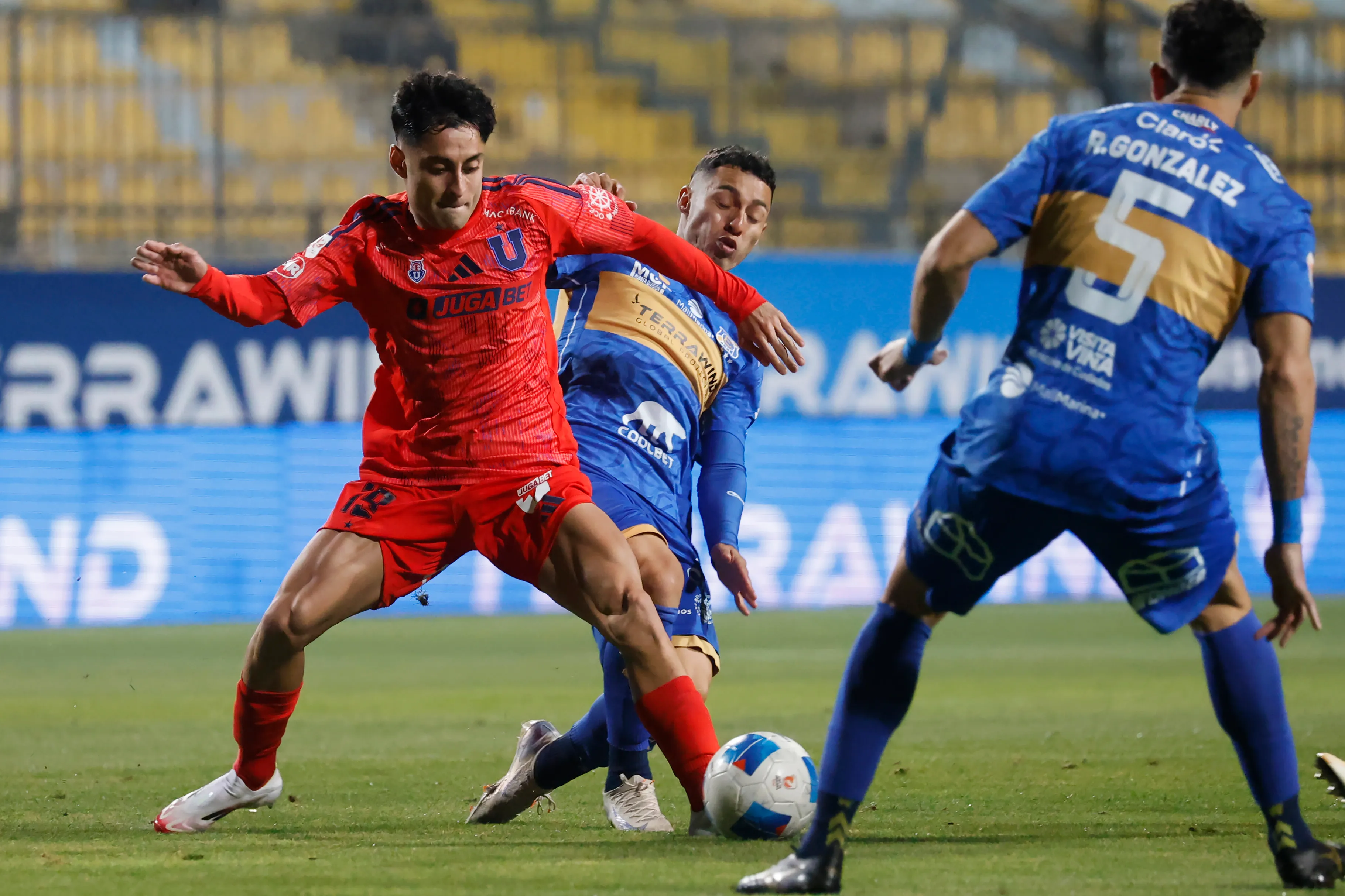 U. de Chile visita a Everton este fin de semana: irá la hinchada azul | Photosport