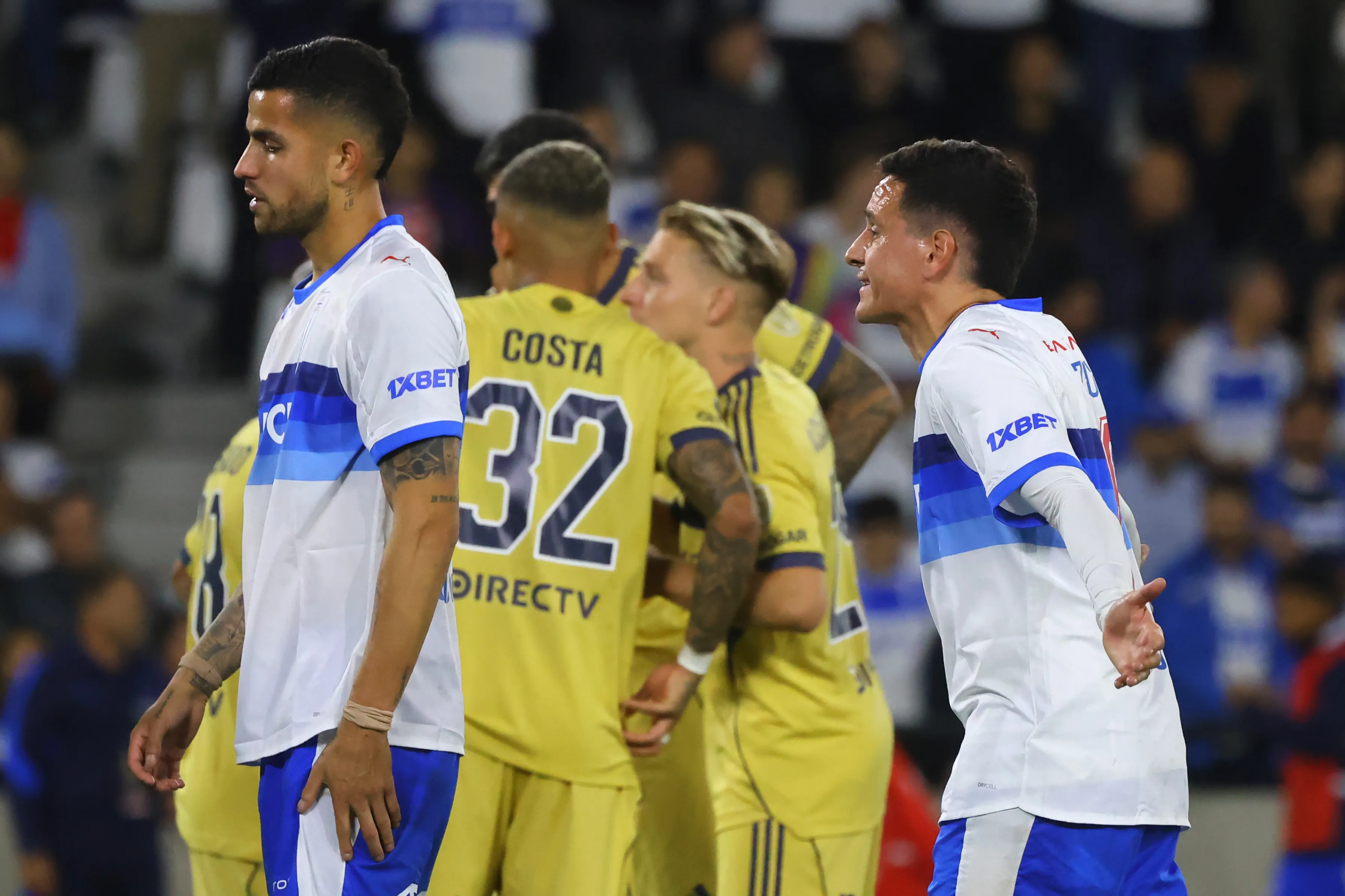 Fernando Zuqui jugó el segundo tiempo en la derrota de la UC frente a Boca. (Jonnathan Oyarzun/Photosport).