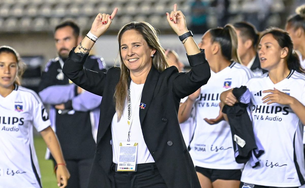 “Un hito en Sudamérica”: DT de Colo Colo y una tremenda noticia para el plantel femenino