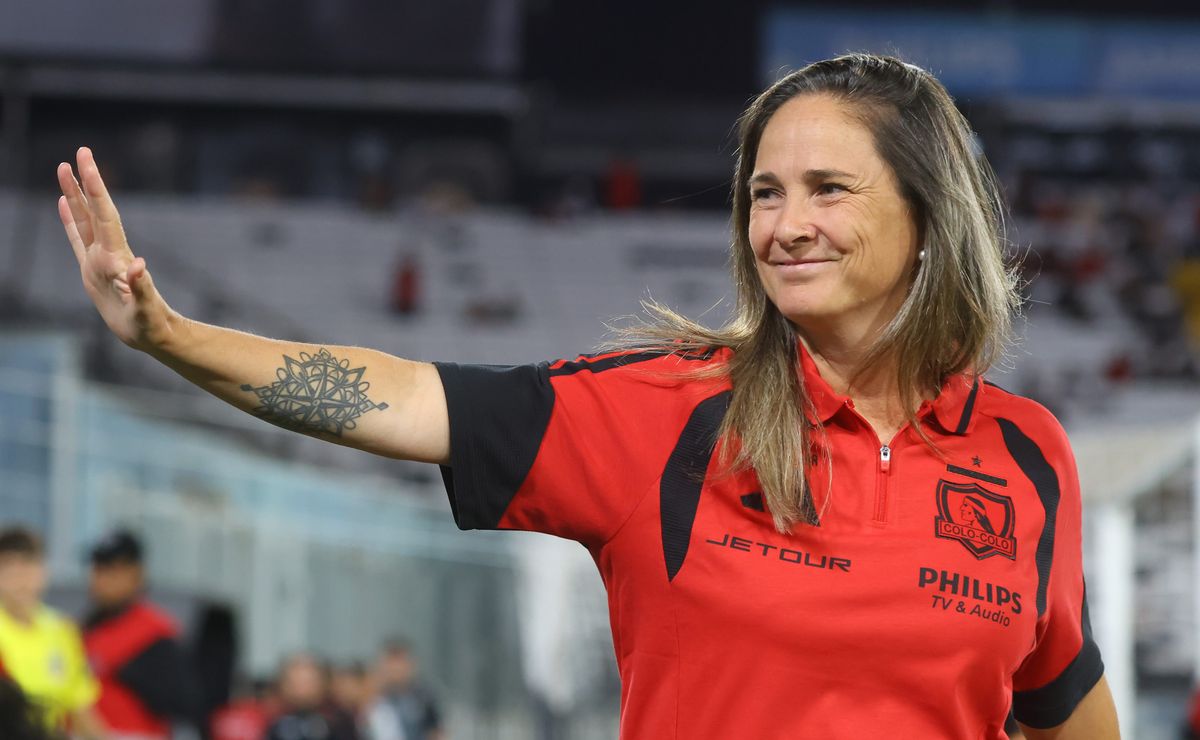 “Tengo un propósito”: Tatiele Silveira se sincera en Colo Colo femenino sobre dirigir al equipo masculino