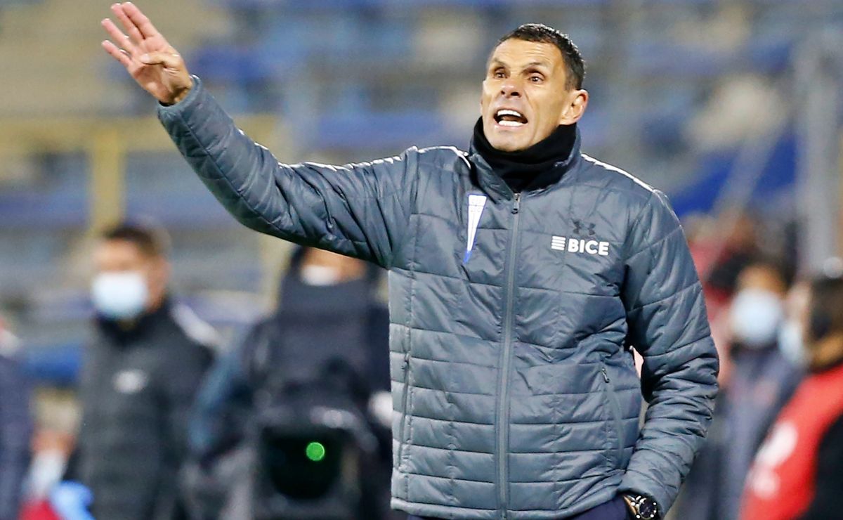 Gustavo Poyet revela el asqueroso hecho que gatilló su salida de Católica