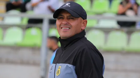 Humberto Suazo no pudo volver a Quillota con puntos en el equipaje de los Canarios.